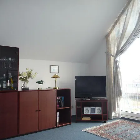 Marina Cux * קושהאבן